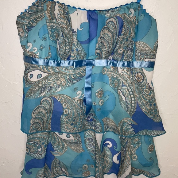 Rampage Blue Paisley Layered Tank Top - Picture 7 of 8